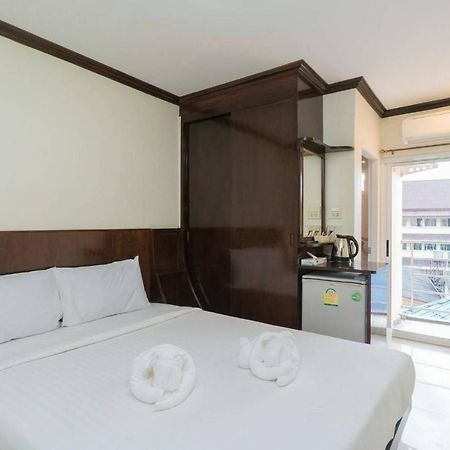 Blueskyhouse Patong Hotel Exterior foto