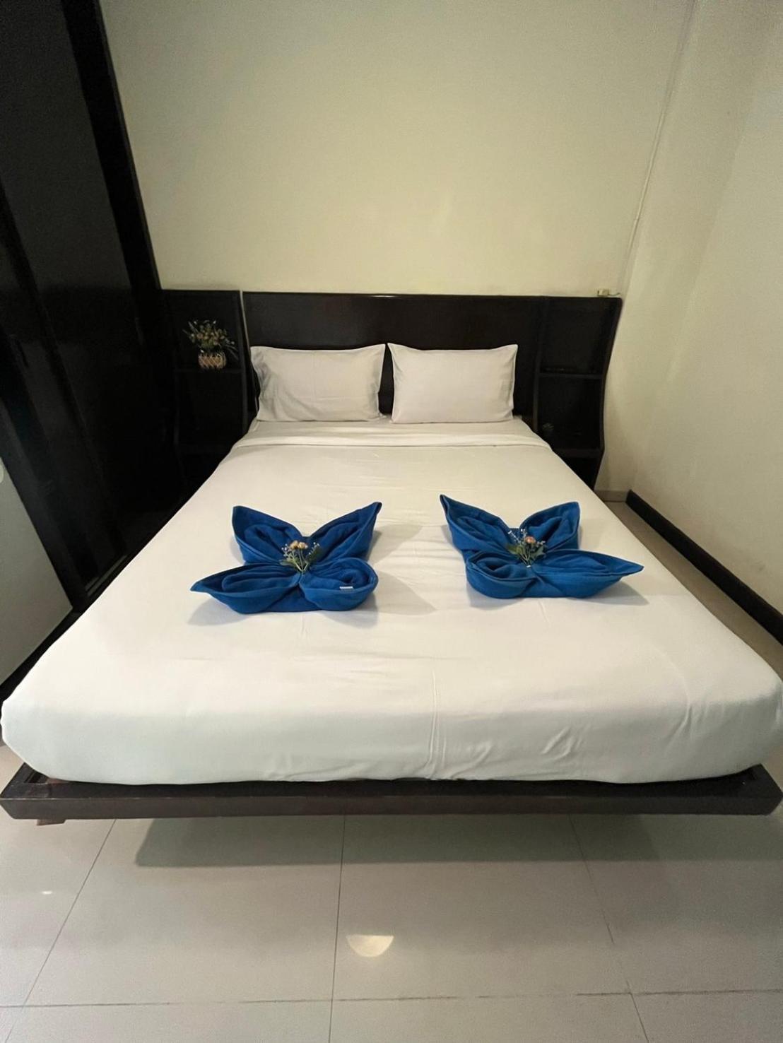 Blueskyhouse Patong Hotel Exterior foto