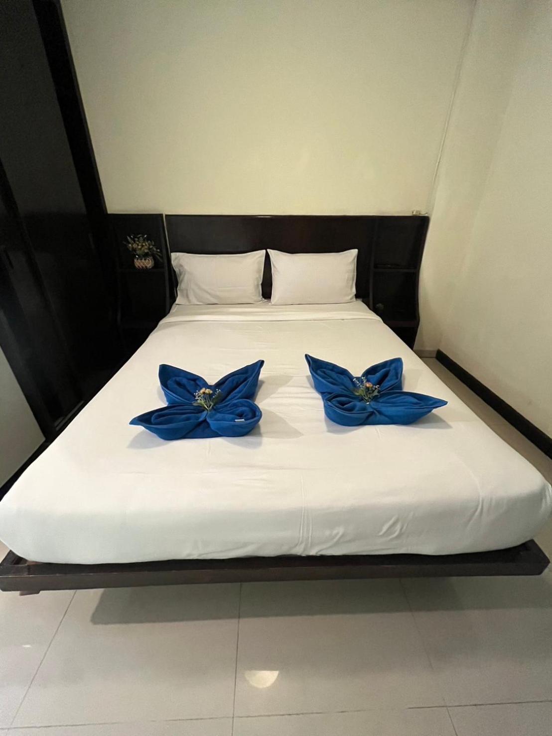 Blueskyhouse Patong Hotel Exterior foto