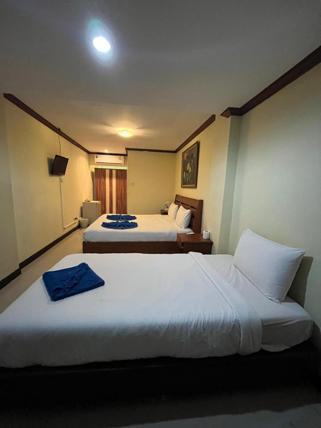 Blueskyhouse Patong Hotel Exterior foto